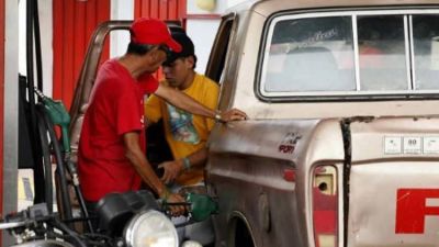 Acuerdo entre estacioneros y empleados para evitar suspensiones y despidos