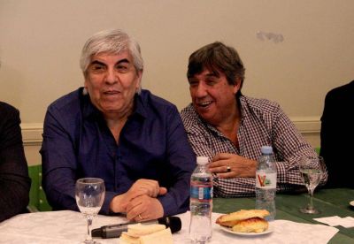 Municipales organizan el primer encuentro internacional, con fuertes presencias gremiales y pol�ticas