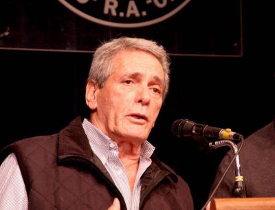 Acu�a dispar� contra Dante Sica: 