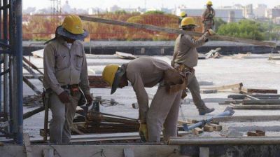 Gobierno insiste con una reforma laboral 