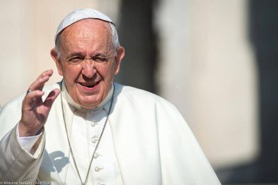 Papa Francisco: Cuando faltan las palabras, basta una caricia