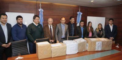 Presentaron ofertas para la construcci�n de la microcentral hidroel�ctrica �Ingeniero Pedro Salvatori�