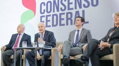 Suena Bali Bucca para la provincia y Cama�o y Stolbizer se disputan la lista de diputados de Lavagna