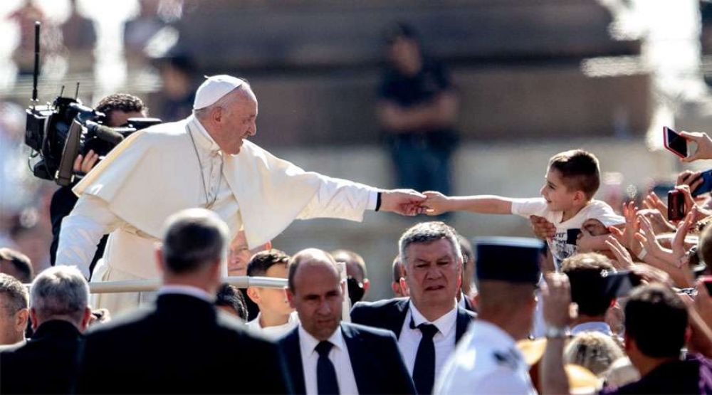 Papa Francisco: La oraci�n es el pulm�n que hace respirar a los disc�pulos de Cristo