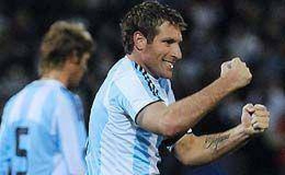 Maradona complet� la lista de convocados