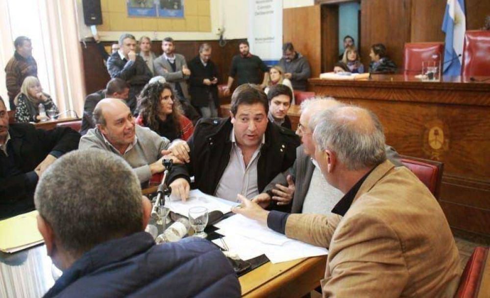 Presupuesto 2019: en un clima de tensi�n, Mourelle se enoj� y se fue de la audiencia