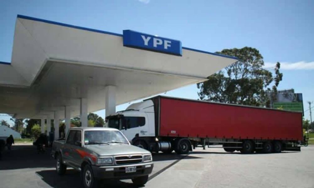 Expendedores de YPF disconformes con la modalidad de acreditaci�n de las ventas con tarjetas