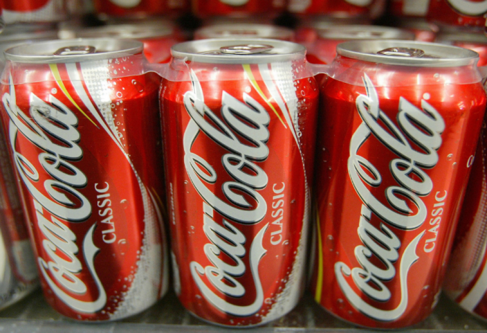La razn real por la que el logotipo de Coca-Cola es rojo