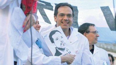 El pol�mico m�dico Rodr�guez Lastra es candidato a diputado nacional en CABA