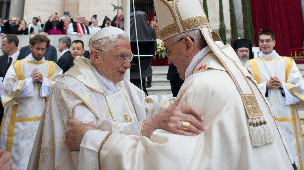 Benedicto XVI: el papa es uno, Francisco. La unidad es m�s fuerte que las divisiones