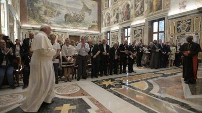 El Papa a Stella Maris: �Misioneros de la misericordia, afrontar la codicia humana�