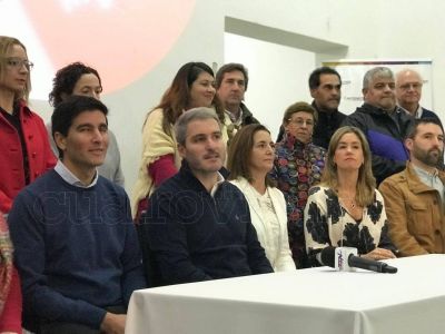 Gonzalo Diez: �Una planta hormigonera� para que cada �establecimiento de salud y educativo� tenga asfalto