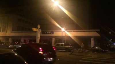 Expendedores preparan una denuncia por los cortes de luz