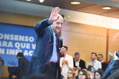 Sin tener las listas oficiales completas, el espacio de Lavagna dio a conocer a los 