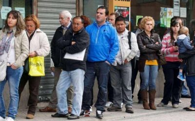 En el lapso de un a�o se perdieron 46 mil puestos de trabajo registrados en la provincia de Buenos Aires 