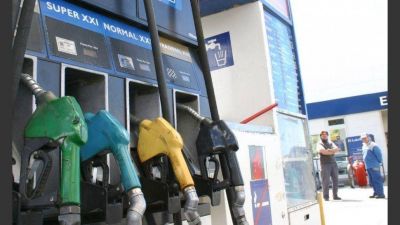 El Gobierno vuelve a postergar impuesto a los combustibles