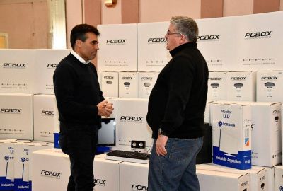 La Muni compr� 80 computadoras para renovar el �sistema en el �mbito hospitalario�