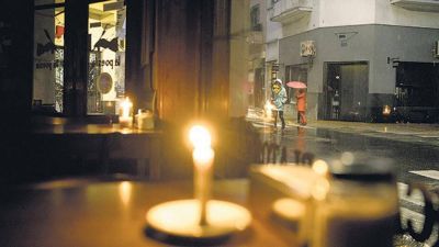 Y todo a media luz