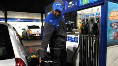 Uno m�s y van: aument� la nafta