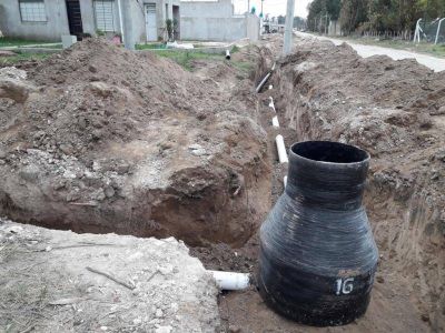 Desag�es cloacales para 131 familias chavenses