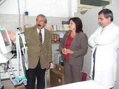 Incorporan dos nuevos respiradores artificiales en el Hospital