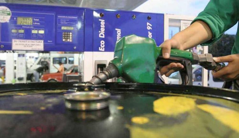 Proponen crear un sistema de cuentas corrientes en litros para clientes de Estaciones de Servicio