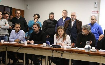 En medio de la crisis laboral, la oposici�n avanza en el tratamiento de la ley antidespidos