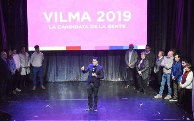 Abad: �Estamos convencidos que estando juntos podemos construir una Mar del Plata y Bat�n mejor�