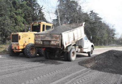 Municipio radical cerr� planta estatal de asfalto y estall� la pol�mica