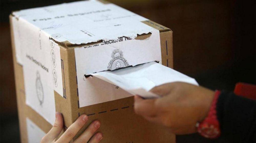 Comenz� la campa�a publicitaria de cara a las PASO
