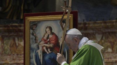 El Papa: Los migrantes son personas, no se trata de cuestiones sociales o migratorias