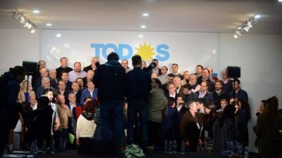 Preocupados, los intendentes presionan por m�s intervenci�n en la campa�a de Kicillof