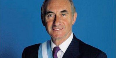 Muere De la R�a, expresidente argentino que calific� a Bergoglio como �un santo�