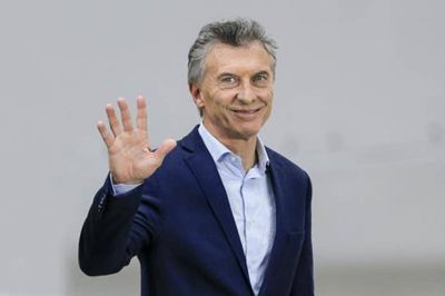 En Tucum�n, Macri oscil� entre la celebraci�n y la campa�a