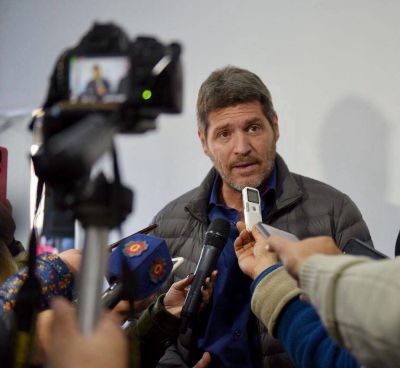 Castello propone eliminar el impuesto de los sellos en las tarjetas de cr�ditos