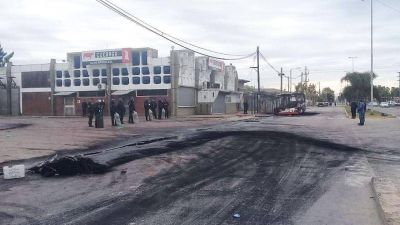 No cede la tensi�n sindical y pol�tica luego de conflicto en el frigor�fico Ecocarnes