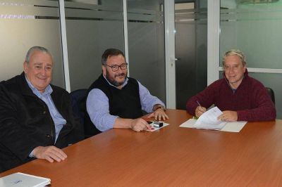 UTTA firmó paritarias con el Jockey Club de Gualeguaychú