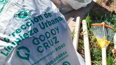 Godoy Cruz contin�a con su plan de 