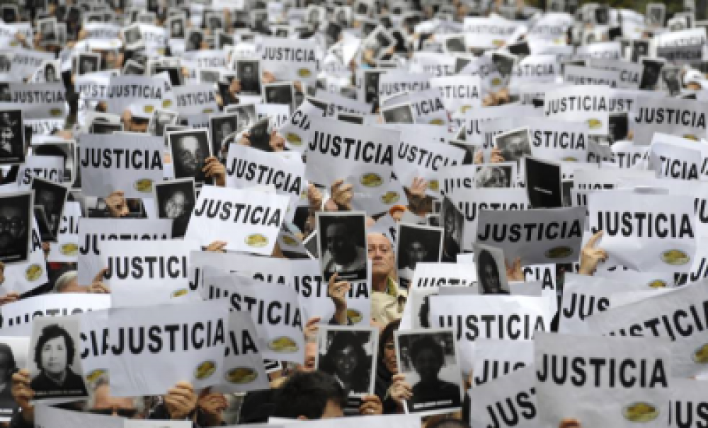 AMIA: La Iglesia valor� el di�logo interreligioso en estos 25 a�os