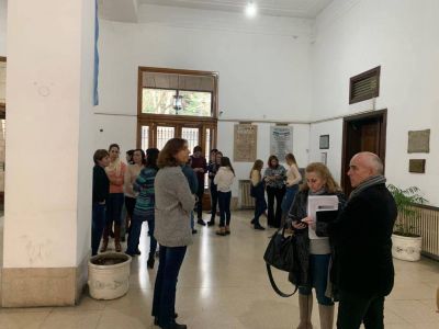 El intendente traslad� al Emder al director de Haberes y hay pol�mica