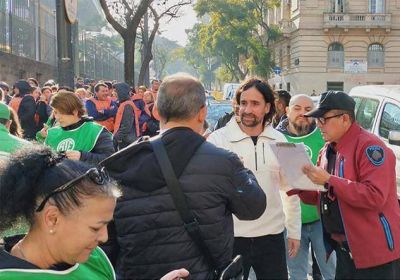 Spataro moviliz� a la tropa en defensa de los despidos de la Biblioteca Nacional