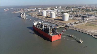 YPF ya le present� a Macri un plan para licuar gas