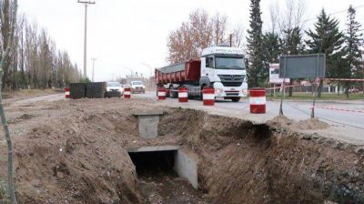 Arranc� la segunda etapa del entubamiento del pluvial de Per�n
