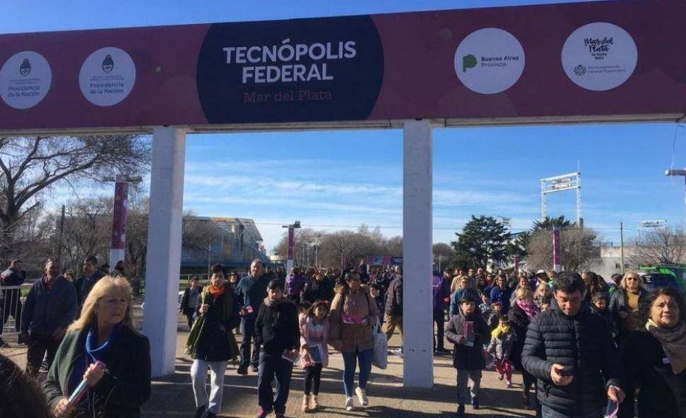 Tecnpolis, el lugar elegido en vacaciones: ms de 100 mil personas recorrieron la feria
