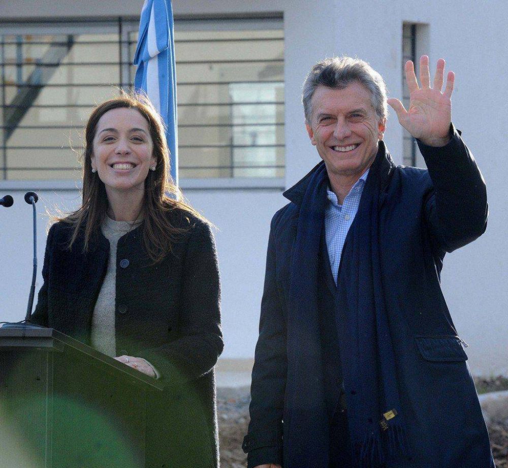 Un acto sin discursos locales, inauguraron sin gas y millones de pesos en juego