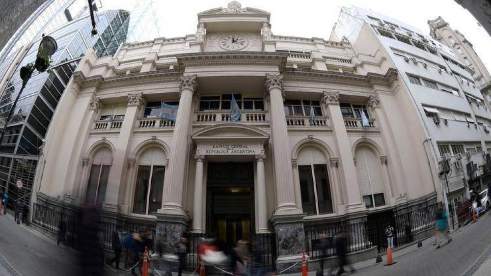 Se despert� el d�lar y obligar� al Banco Central a intervenir m�s fuerte hasta las PASO