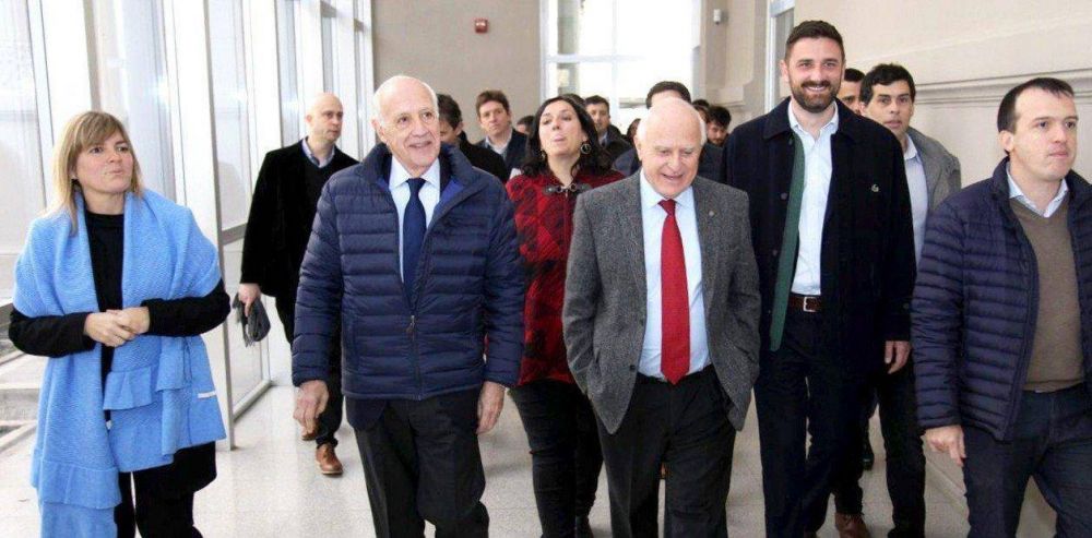 Roberto Lavagna asegur que el oficialismo le pidi en reiteradas ocasiones que baje su candidatura