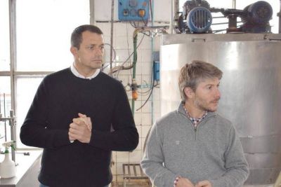 Bonifatti y Bucca presentaron G�ndola de productos marplatenses en vista a �El Amanecer�
