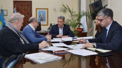 Provincia apunta a integrar en una sola red la provisi�n de energ�a el�ctrica de Chubut