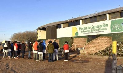 Alumnos interesados por el cuidado del medio ambiente visitaron la planta de Separaci�n de Residuos S�lidos Urbanos